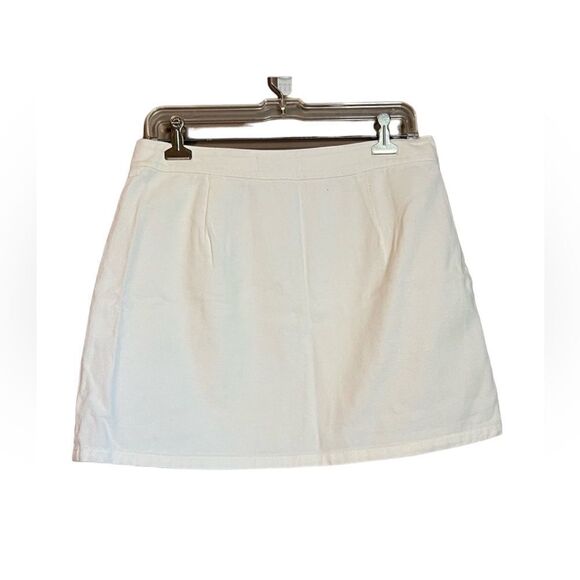 NWT! Lulu’s no hesitation skirt - Picture 11 of 14